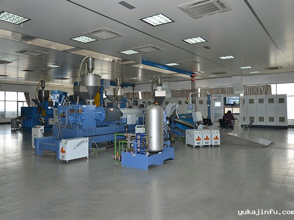 中压电缆悬链生产线